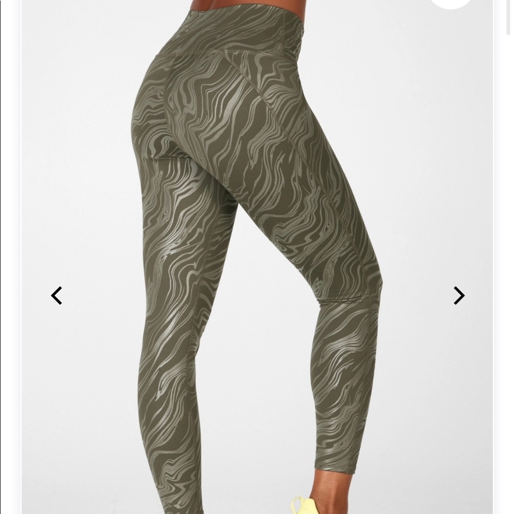Fabletics High-Waisted Printed Powerhold 7/8
